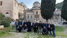 Ходочасници из Велике Хоче у посетили Хиландар