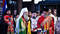 Патријарх у Мркоњић Граду: Сећање на жртве не сме нас везати за мржњу 