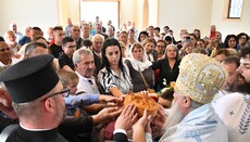 Храм у Босанској Крупи торжествено прославио славу