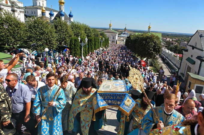 Dormition Holiday at Pochaev Lavra gathered tens of thousands believers (PHOTO)