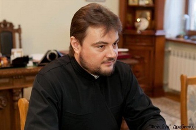 Metropolitan Alexander (Drabinko) leaving Ukraine for an indefinite period