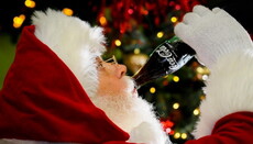 Coca-Cola, Santa Claus and corporate parties. To the discussion on the date of Christmas celebration