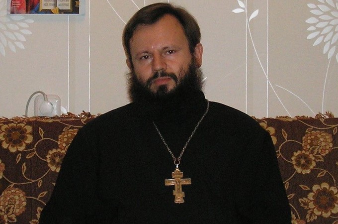 Kiev Patriarchate priest calls to establish garrison state in Ukraine