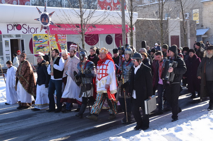 The Nativity of Christ unites UOC believers from the West and the East of Ukraine in Donbass