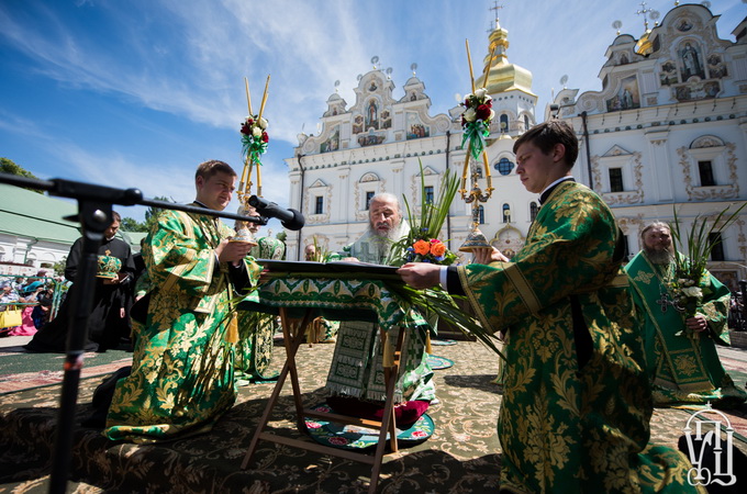 Feast of Pentecost prayerfully celebrated in Kiev Lavra (PHOTOS, VIDEO)