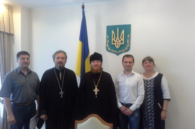 Representatives of UOC discuss prospects for cooperation of clergy with Ministry of Education