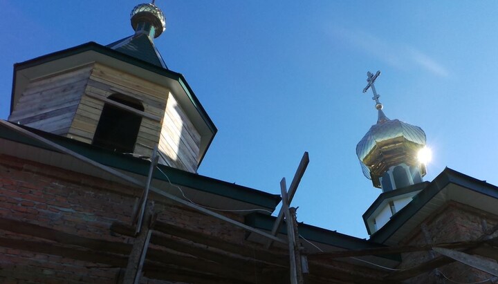 In a mere 18 months a new church has been built on a land plot in the center of the village, near the hut accommodated as a house temple