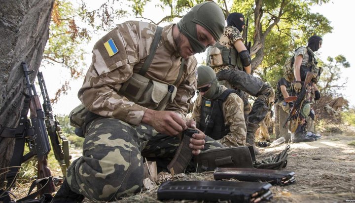 A working moment of the Christian-military training camp