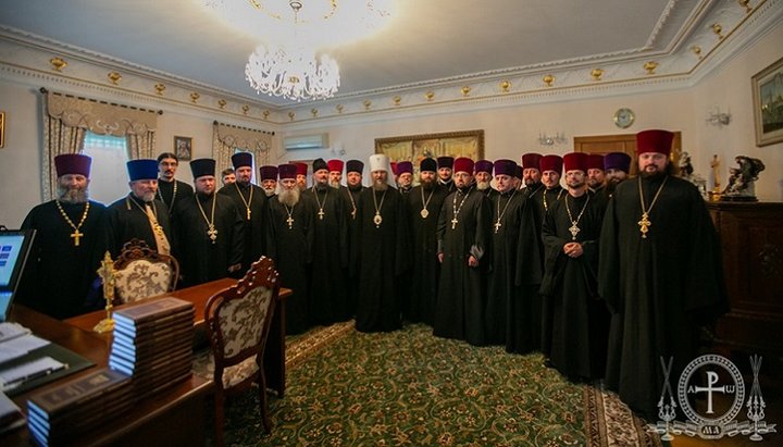 Meeting of Metropolitan Anthony with the clergy whose temples were seized by schismatics. Photo: Facebook