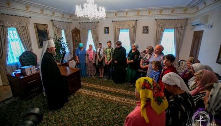 Priest Nikolai Brega and the parishioners of his church, who had previously backslid into schism, performed repentance to the Church. Photo: Borispol Eparchy