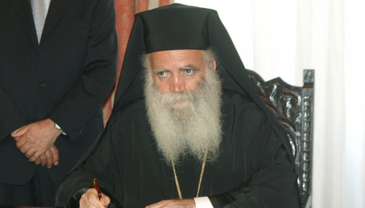 Metropolitan Seraphim of Kythira and Antikythera of the Orthodox Church of Greece. Photo: romfea.gr