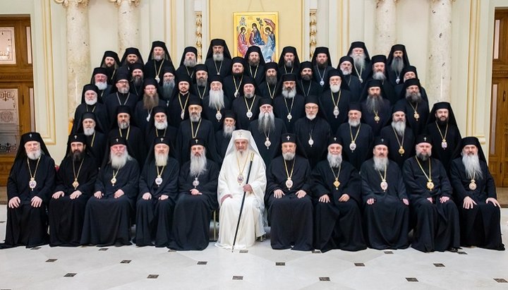 Patriarch Daniel of Romania and Episcopate of the Romanian Orthodox Church. Photo: Romfea