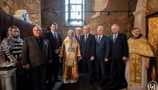 Diplomats of Orthodox countries pray at Primate-led worship in Kiev Lavra