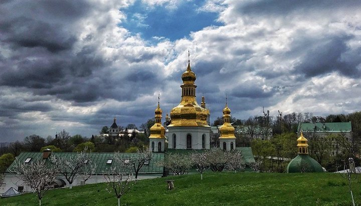 Divine services at the Kyiv Pechersk Lavra will be held in closed session until the end of the quarantine. Photo: lavra.ua