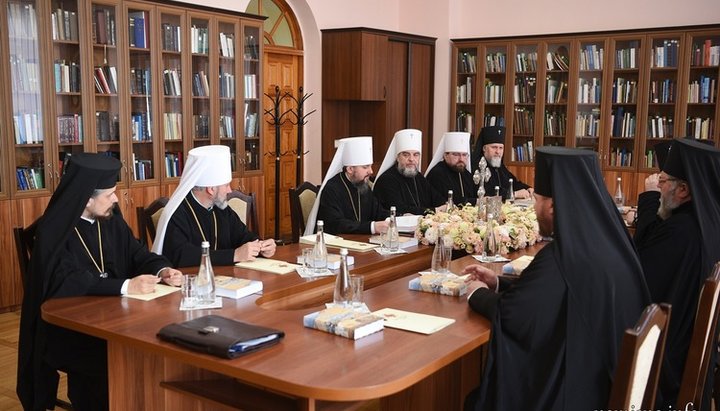 The "Holy Synod" of the OCU. Photo: pomisna.info