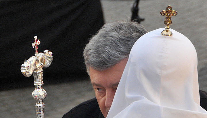 Petro Poroshenko and the head of the UOC-KP. Photo: zn.ua