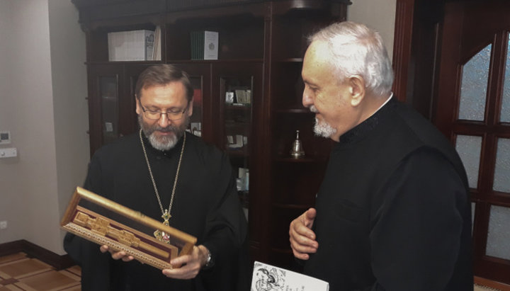 Sviatoslav Shevchuk and Metropolitan Emmanuel (Adamakis)