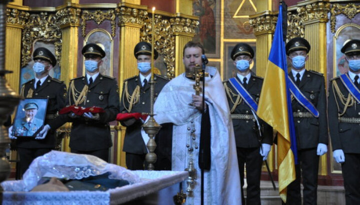 The "funeral service" for the SS man in the main cathedral of the OCU. Photo: Censor.NO
