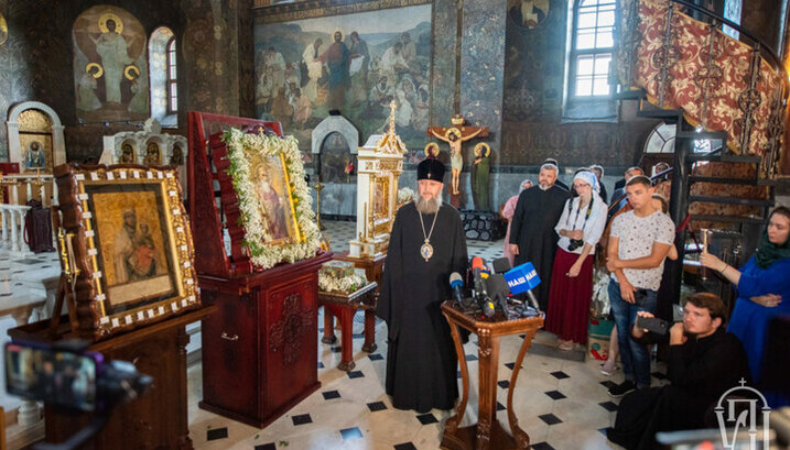 Metropolitan Anthony of Boryspil and Brovary at a briefing. Photo: news.church.ua