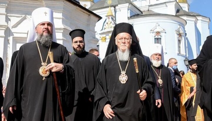 The head of the OCU Epiphany and Patriarch Bartholomew in Kyiv. Photo: facebook.com/epifaniy