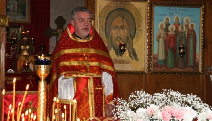 Priest Valentin Melnik. Photo: zhenmirkerch.church.ua