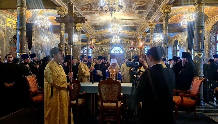 His Beatitude Metropolitan Onuphry at the final meeting of the Kyiv Eparchy in the Lavra. Photo: Facebook page of the UOC Information Centre.