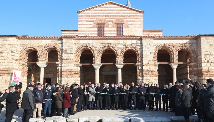 The opening of the mosque. Photo: twitter.com/DIBAliErbas