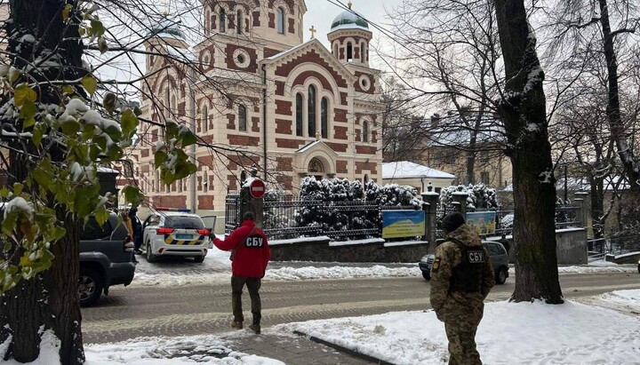 Searches in the Lviv Eparchy. Photo: varta.1.com.ua