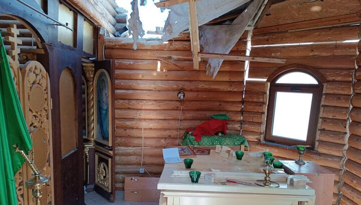 The altar of the UOC church in Ochakov after shelling. Photo: D. Dmitriev's Facebook page