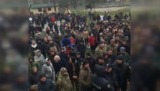 Radicals seize UOC Cathedral in Ivano-Frankivsk