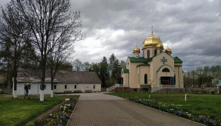 Cathedral of the Nativity of Christ of the Ukrainian Orthodox Church in Ivano-Frankivsk. Photo: pravlife.org