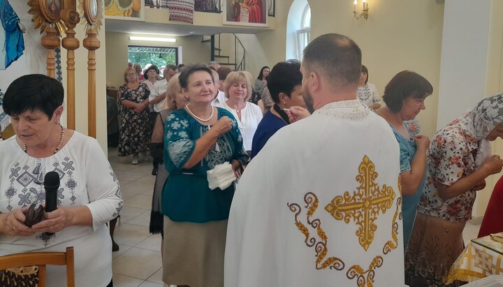 Singers and parishioners of St. Ilya UGCC in Ternopil. Photo: Facebook page of the UGCC community