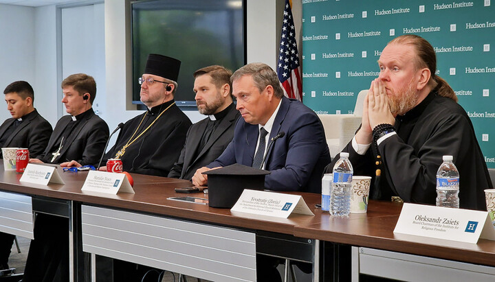 Members of the AUCCRO delegation in Washington. Photo: vrciro.org.ua