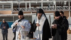 UOC hierarch blesses water on the Black Sea shore in Odesa