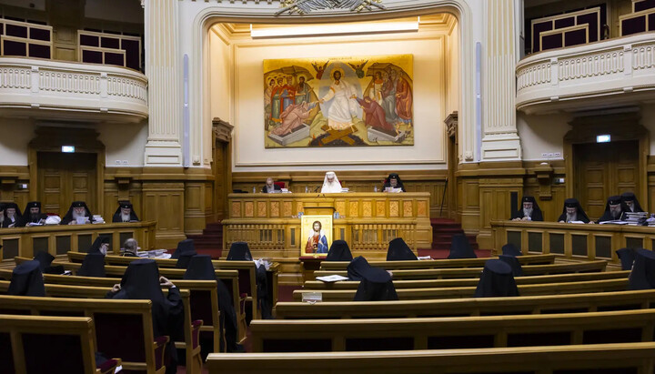 A meeting of the Holy Synod of the Romanian Orthodox Church at the Palace of the Patriarchate. Photo: basilica.ro