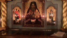 Moleben for Metropolitan Arseny held at St. John of Shanghai's relics in US