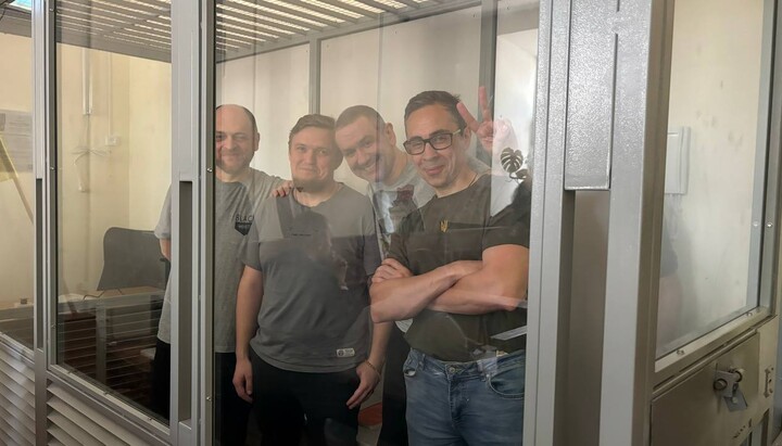 Orthodox journalists Valeriy Stupnitsky, Andriy Ovcharenko, Volodymyr Bobechko and Father Serhiy Chertylin at a court hearing on June 4, 2024. photo: t.me/dmytrukartem