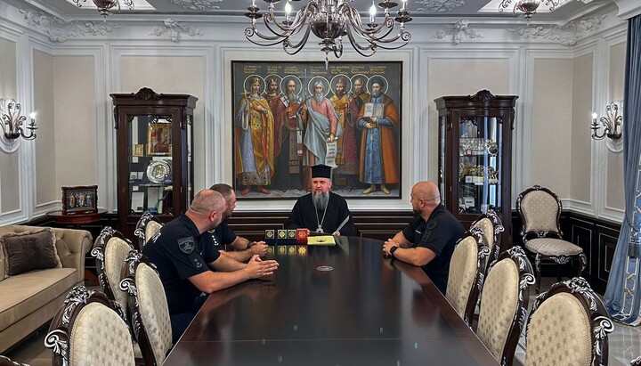 Head of the OCU and delegates from the National Police. Photo: OCU