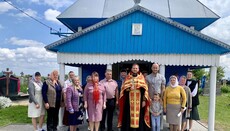 In Perkovychi, church community remains with UOC not letting outsiders vote