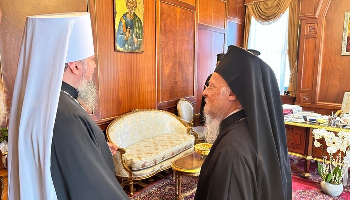 Epifaniy Dumenko and Patriarch Bartholomew. Photo: OCU