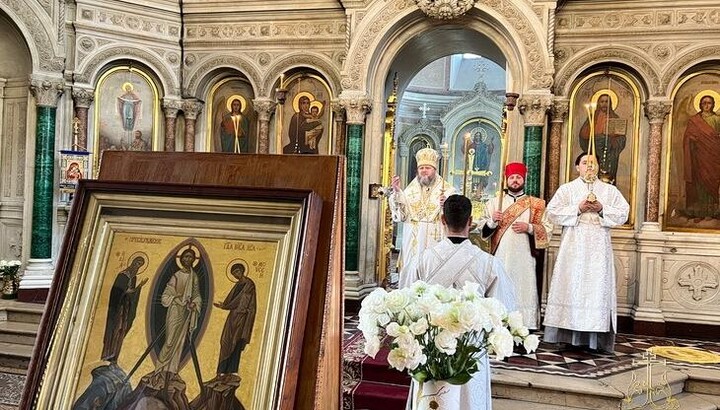 Prayer in the UOC Cathedral in Sumy. Photo: Sumy Eparchy