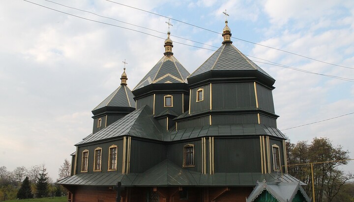 UOC Church in honor of Archangel Michael in the village of Zeleniv. Photo: Wikipedia