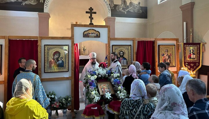 Kyiv Theological Schools rector celebrates liturgy at UOC parish in Leipzig