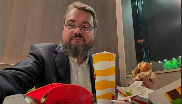 ‘Hierarch’ of OCU breaks his fast because he ’felt like it’