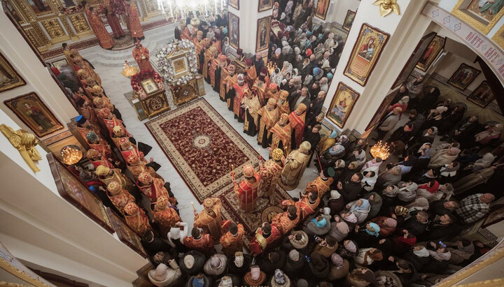 All-night vigil at the Cathedral of Khmelnytsky. Photo: t.me/khm_upc