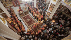 In Khmelnytskyi, over 1,000 UOC believers meet Zimnenska Icon of Theotokos