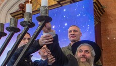 Klitschko and Military Intelligence head light another menorah in synagogue