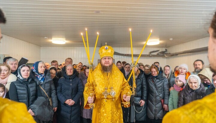 Митрополит Теодосије освештао је привремени храм у честь Преп. Серафима Саровског. Фото: Черкаска епархија УПЦ