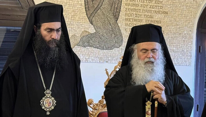 Митрополит Тихик и архиепископ Георгије. Фото: philenews.com