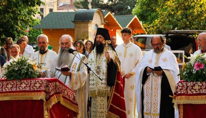 Митрополит Иларион: Сама чињеница да смо хришћани довољан је разлог да благодаримо Господу